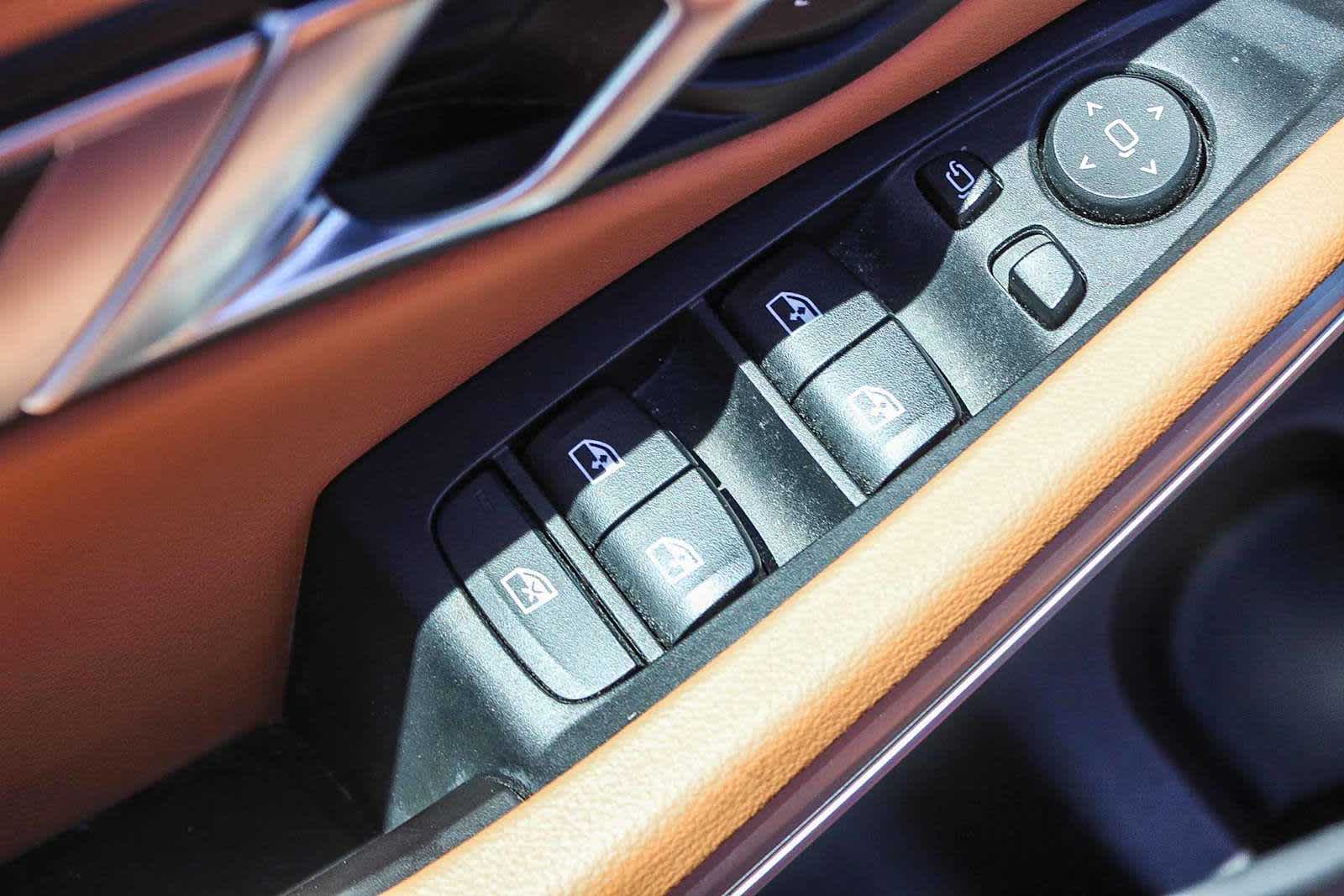 Thumbnail: 2021 BMW 3 Series - 20