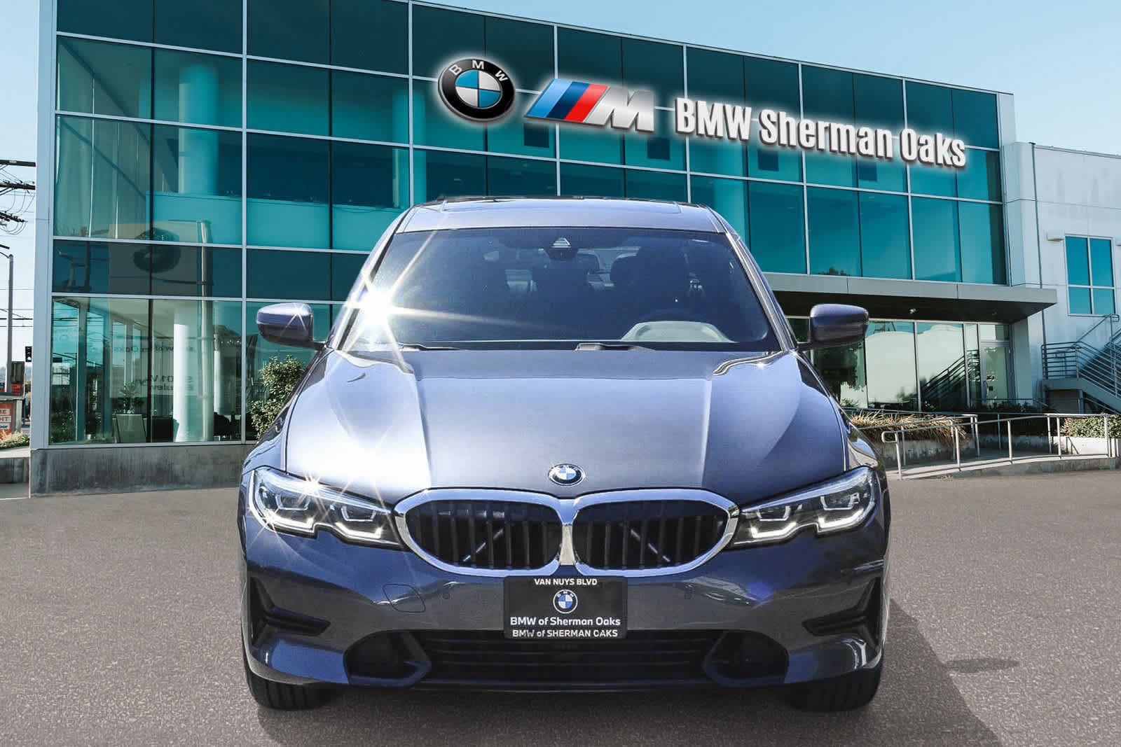 Certified 2022 BMW 3 Series 330i with VIN 3MW5R1J04N8C23734 for sale in Sherman Oaks, CA