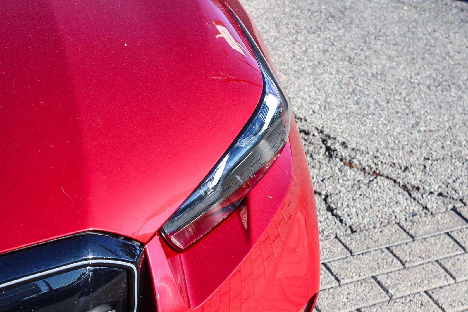 Thumbnail: 2025 BMW M5 - 9