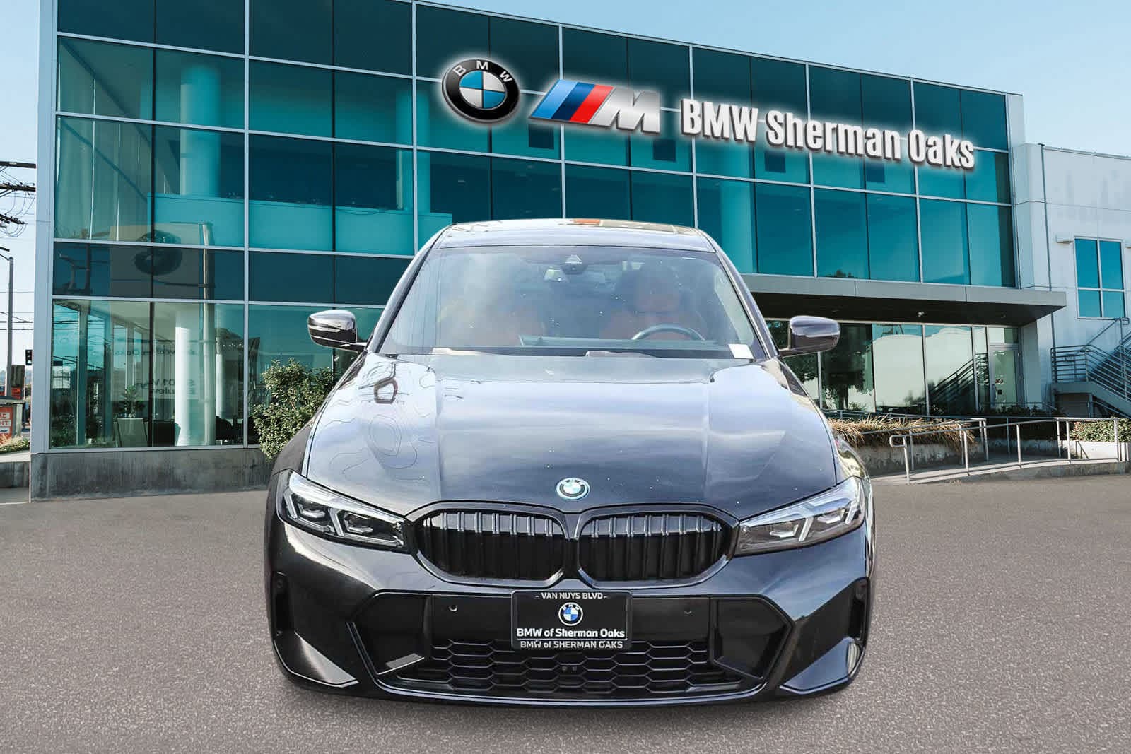 Thumbnail: 2023 BMW 3 Series - 2