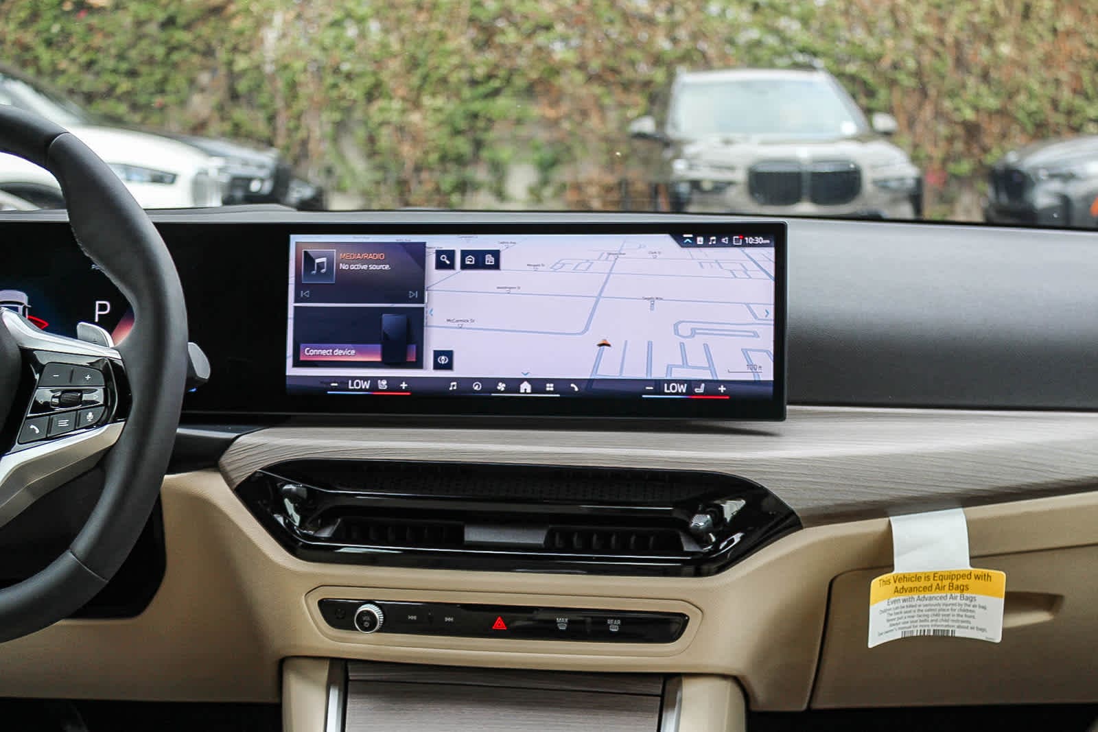 Thumbnail: 2025 BMW 3 Series - 13