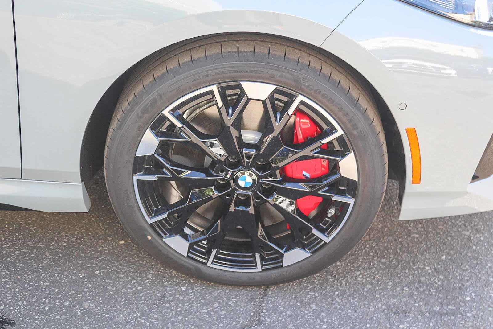 Thumbnail: 2025 BMW 2 Series - 10