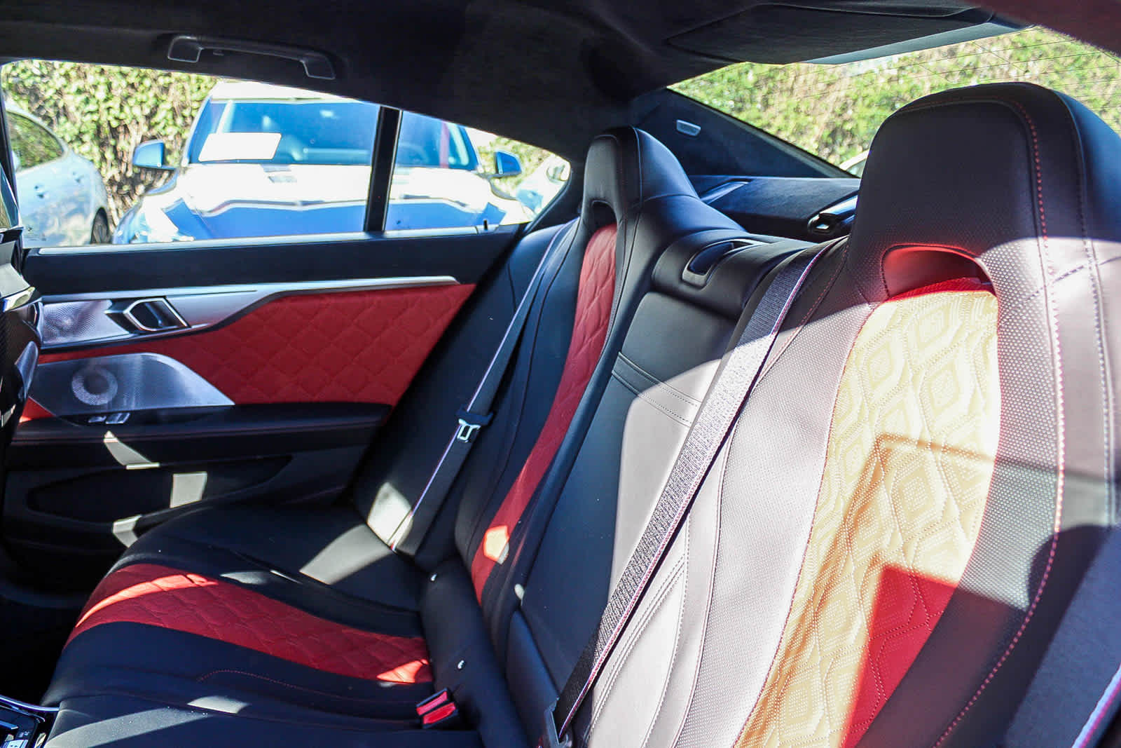 Thumbnail: 2025 BMW M8 - 18