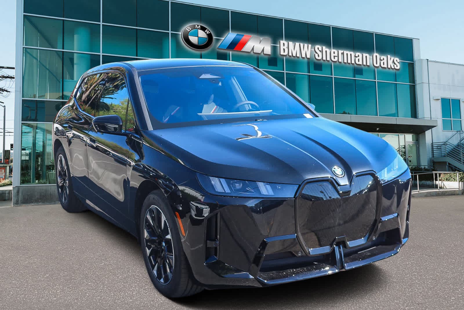 Thumbnail: 2026 BMW iX - 3