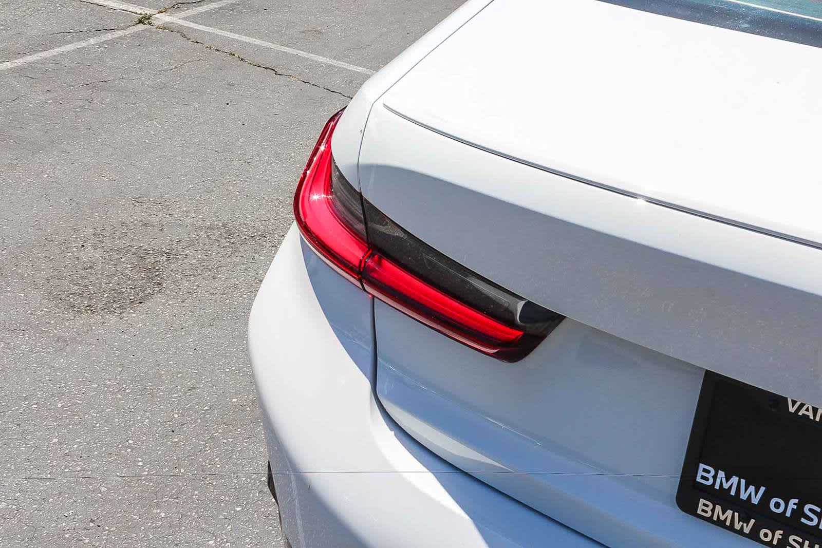 Thumbnail: 2026 BMW 3 Series - 6