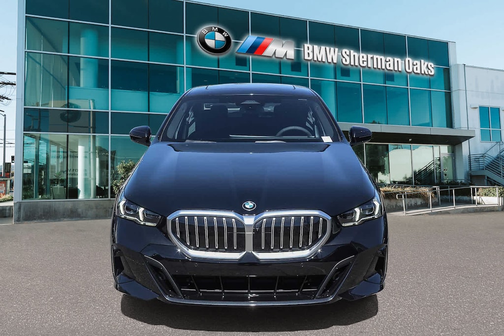 New 2026 BMW 530i Sedan