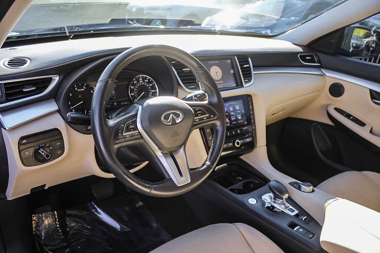 Thumbnail: 2019 INFINITI QX50 - 17