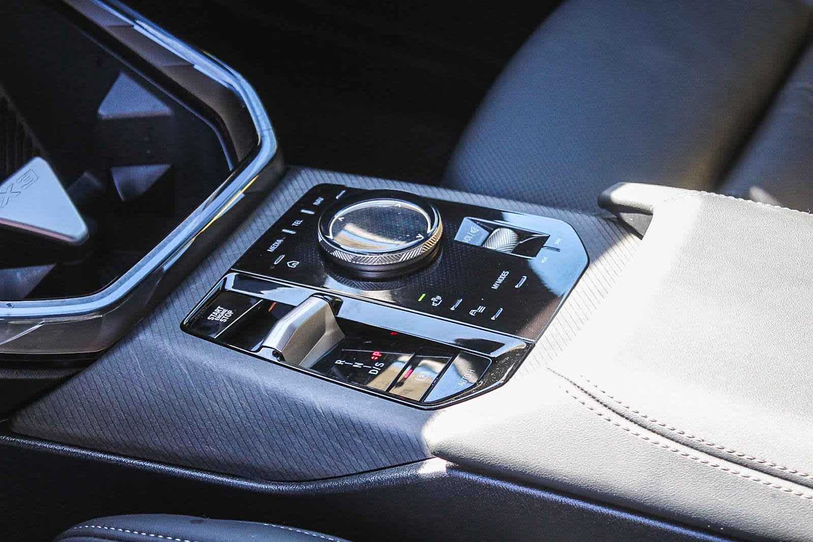 Thumbnail: 2025 BMW X3 - 19