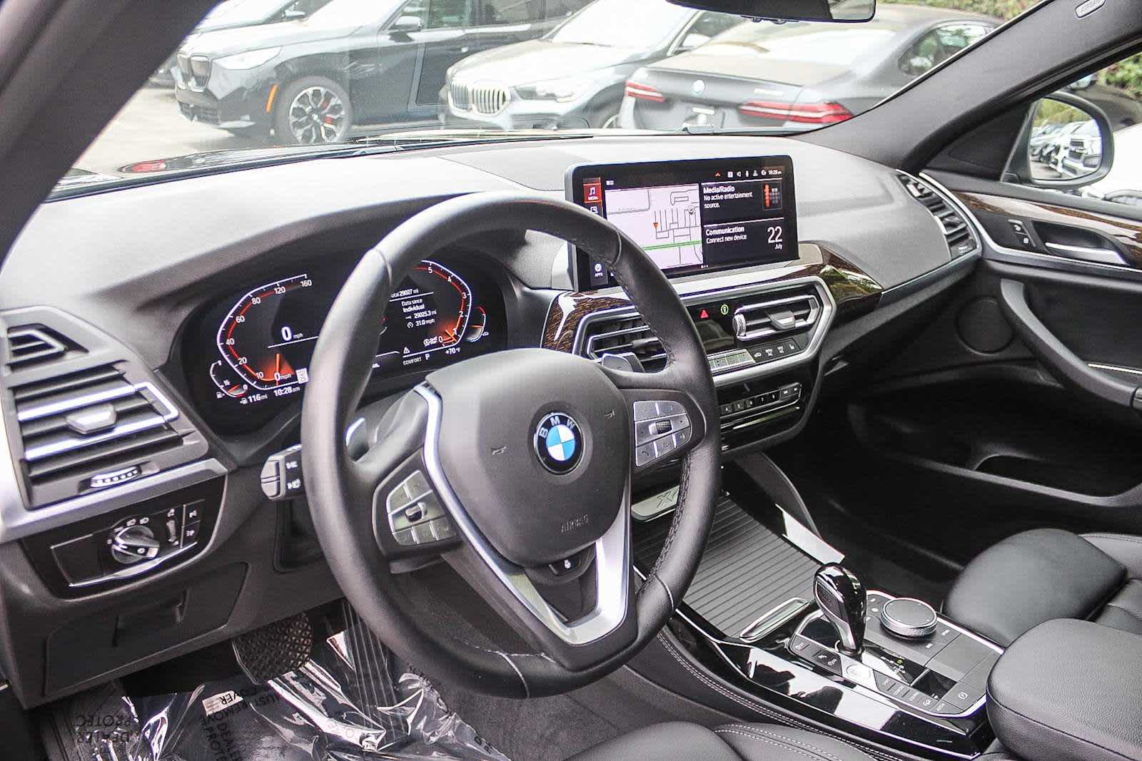 Thumbnail: 2022 BMW X4 - 17