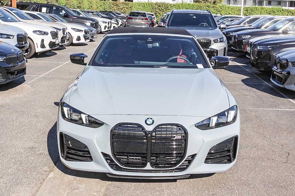 New 2026 BMW M440i Convertible
