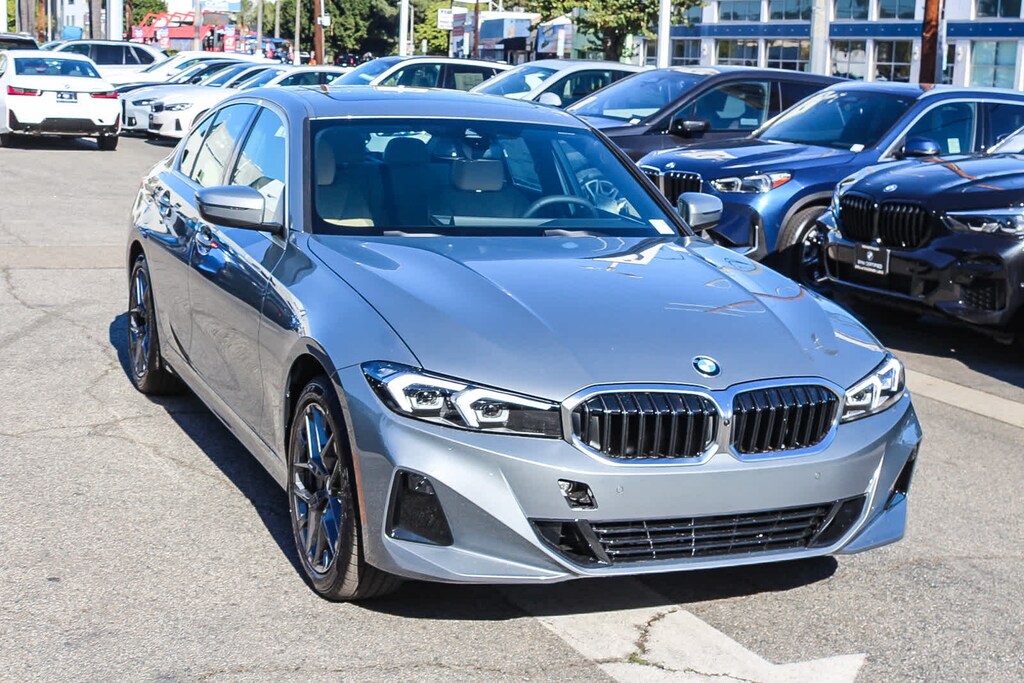 New 2026 BMW 330i Sedan