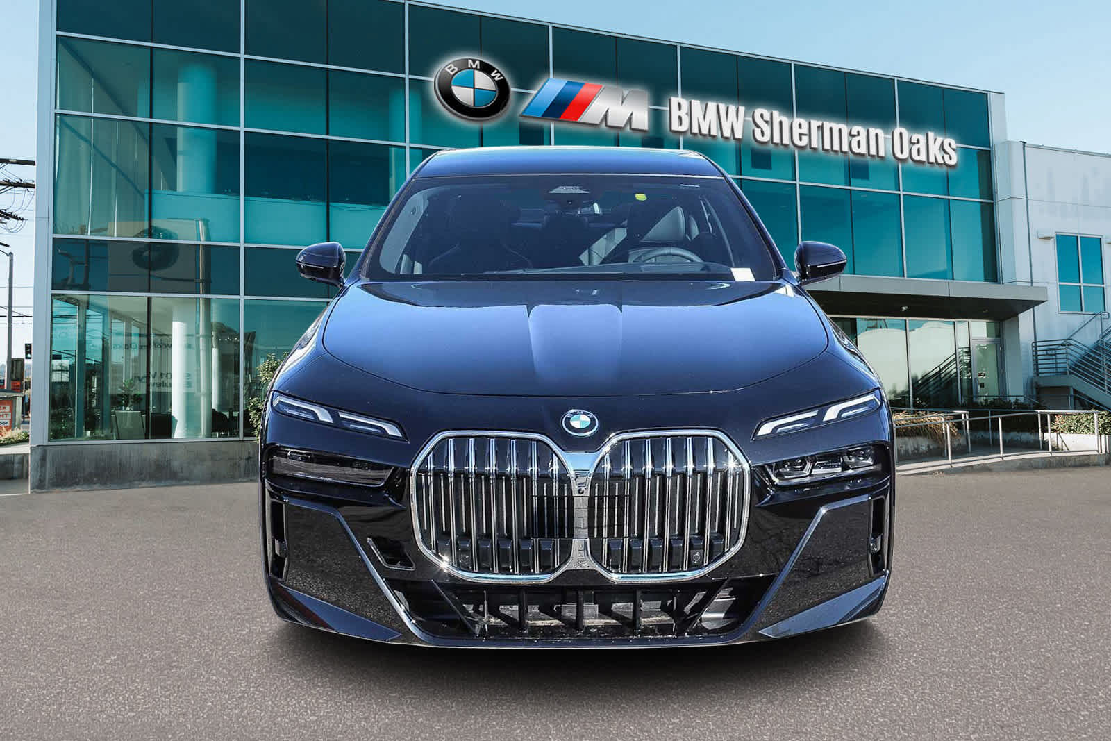 Thumbnail: 2026 BMW 7 Series - 2