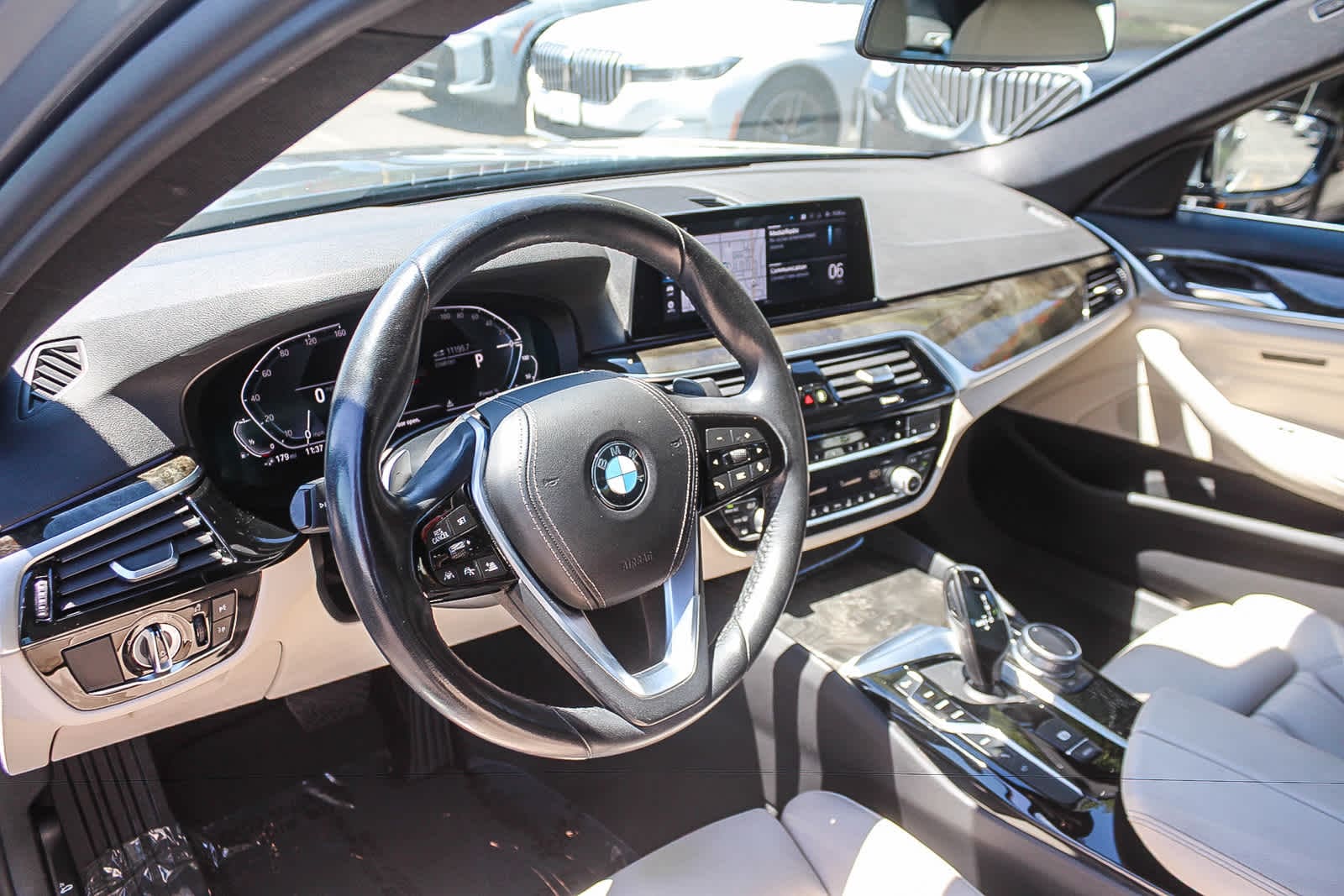 Thumbnail: 2020 BMW 5 Series - 16