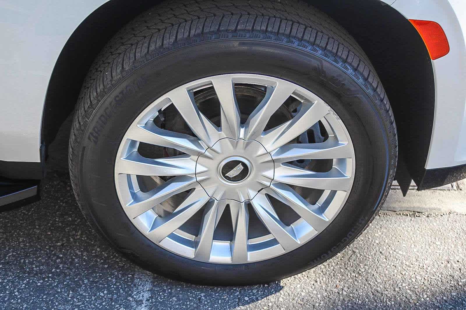 Thumbnail: 2022 Cadillac Escalade - 9