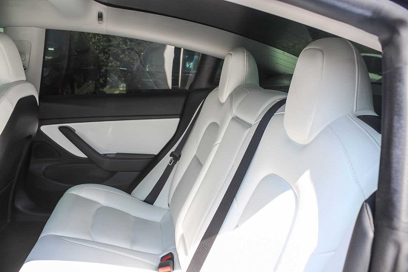Thumbnail: 2020 Tesla Model 3 - 18
