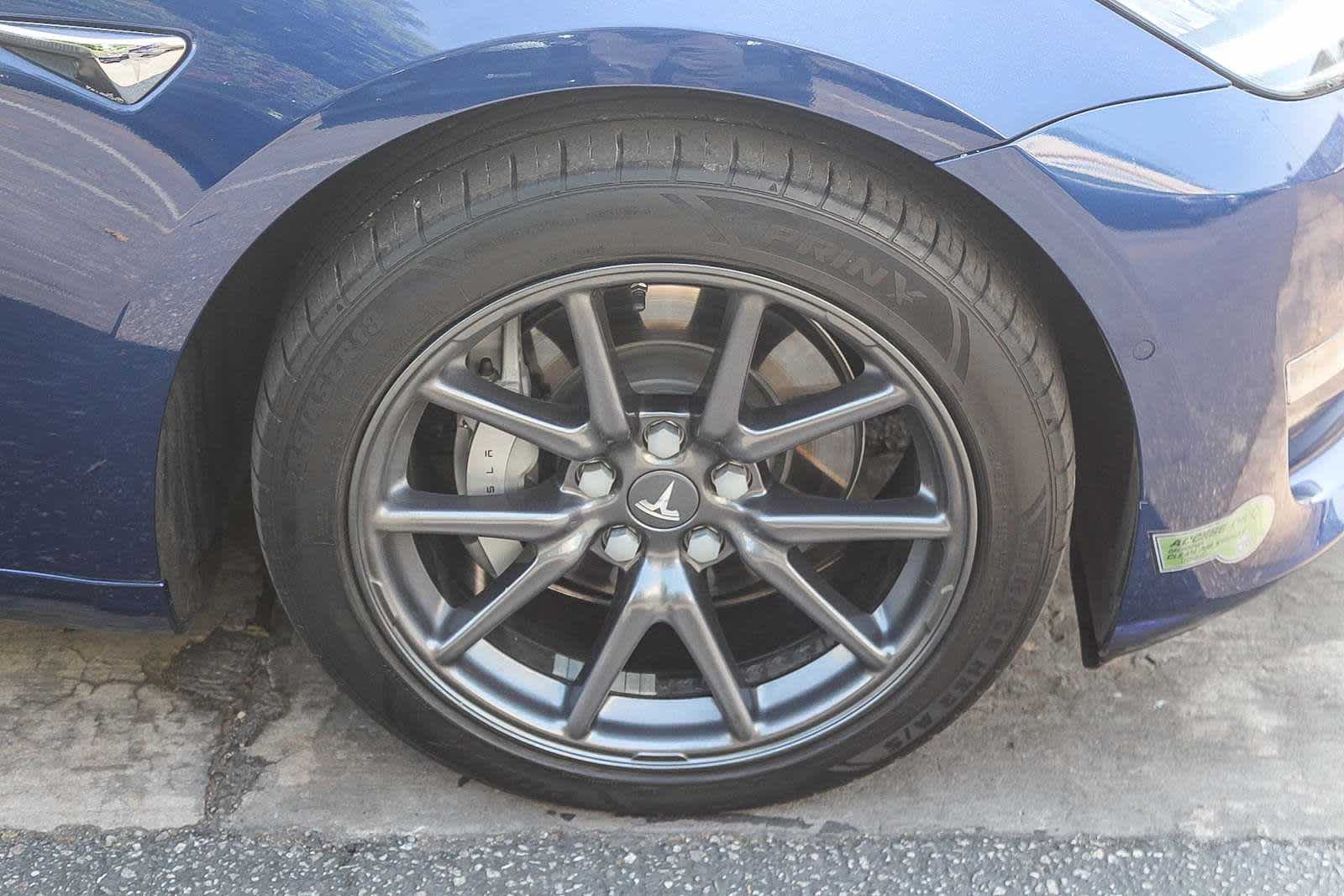 Thumbnail: 2020 Tesla Model 3 - 9