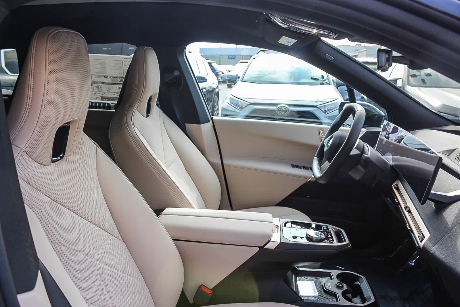 Thumbnail: 2026 BMW iX - 16