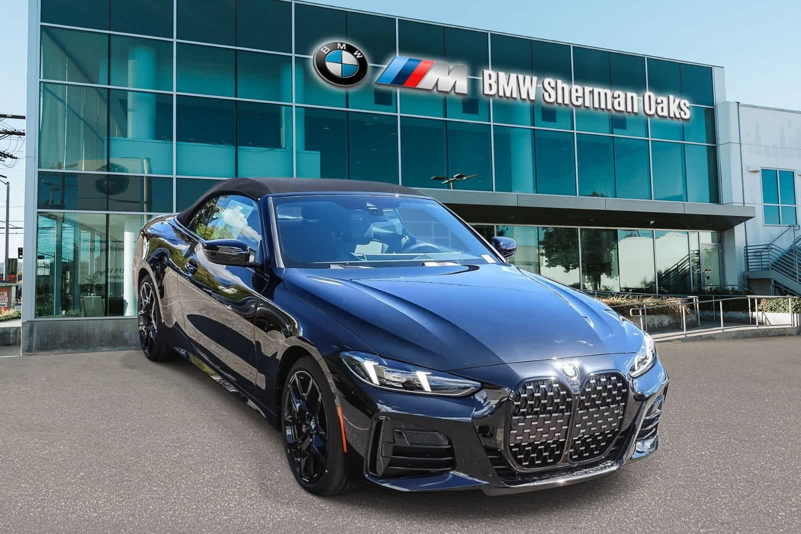 Thumbnail: 2027 BMW 4 Series - 3
