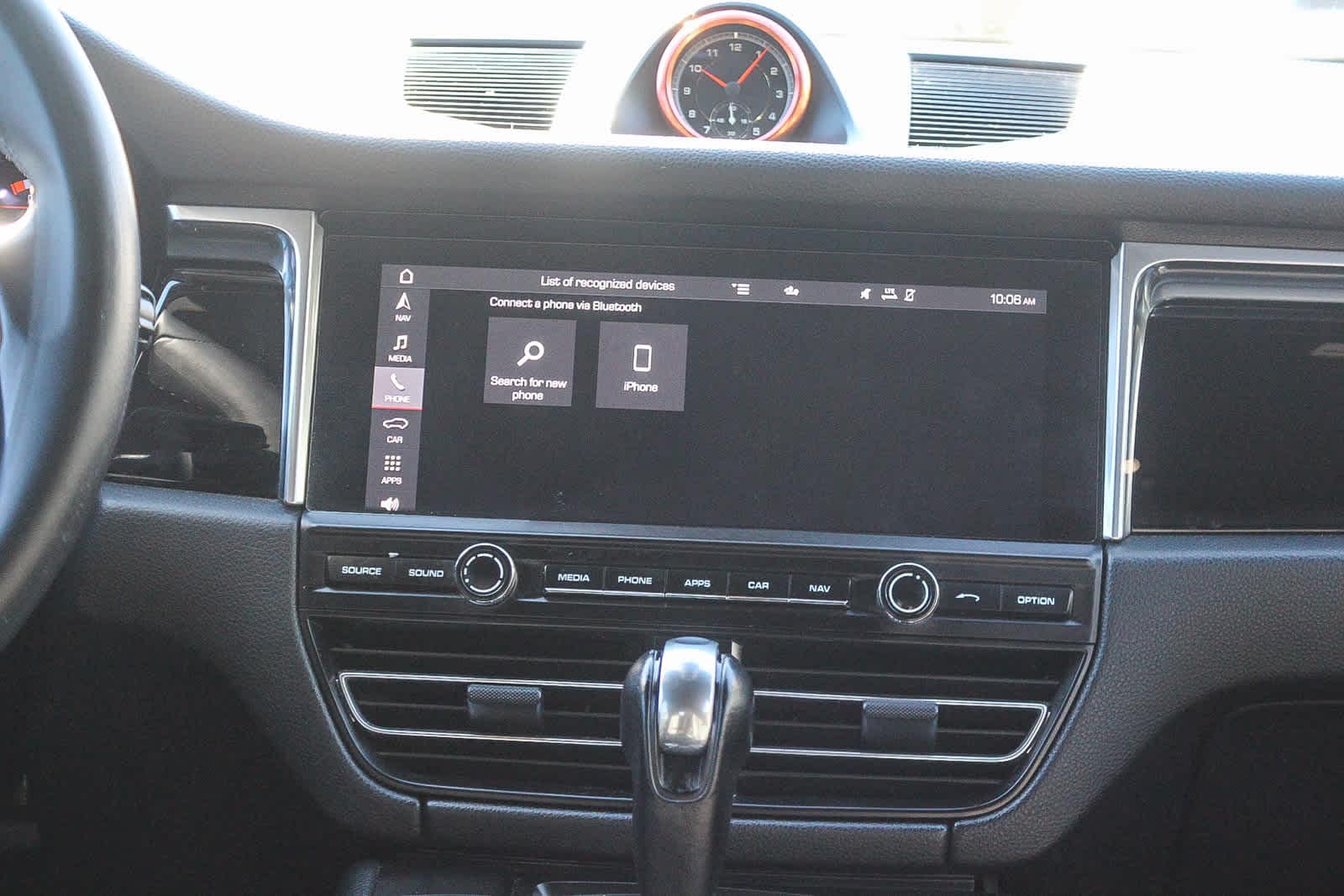 Thumbnail: 2020 Porsche Macan - 14