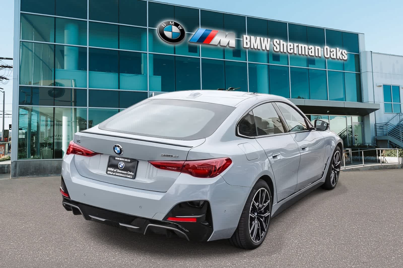 Thumbnail: 2026 BMW i4 - 4