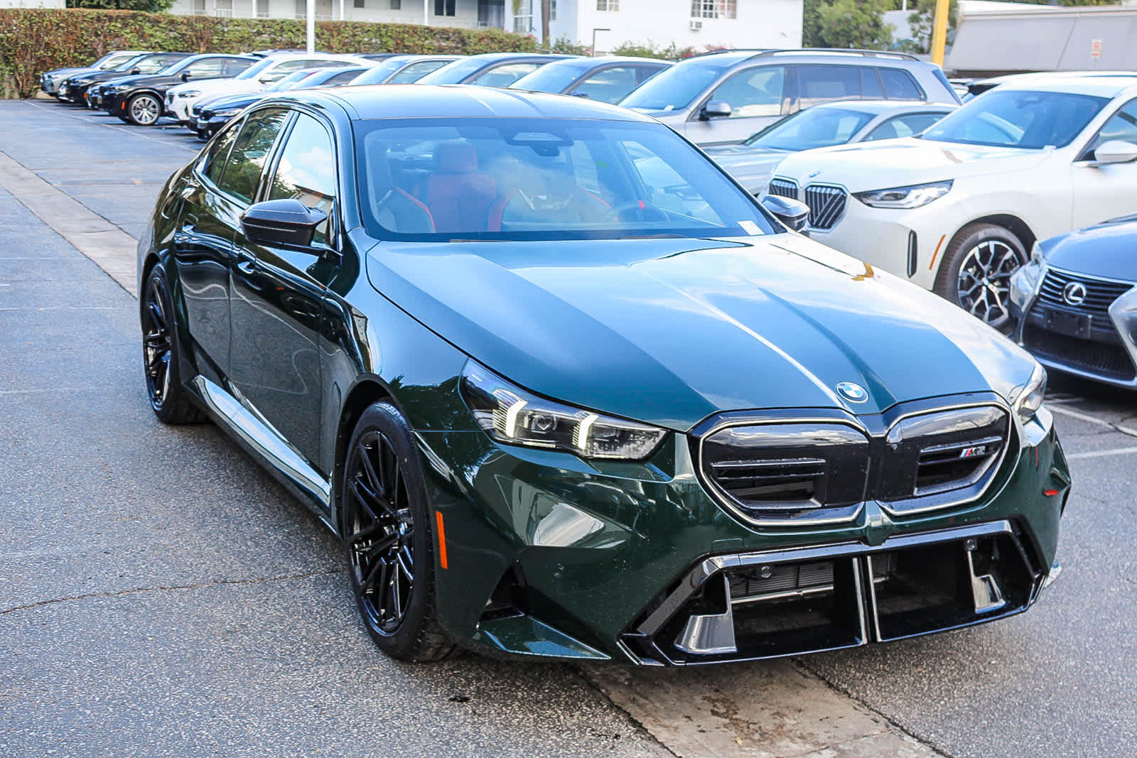 Thumbnail: 2026 BMW M5 - 5