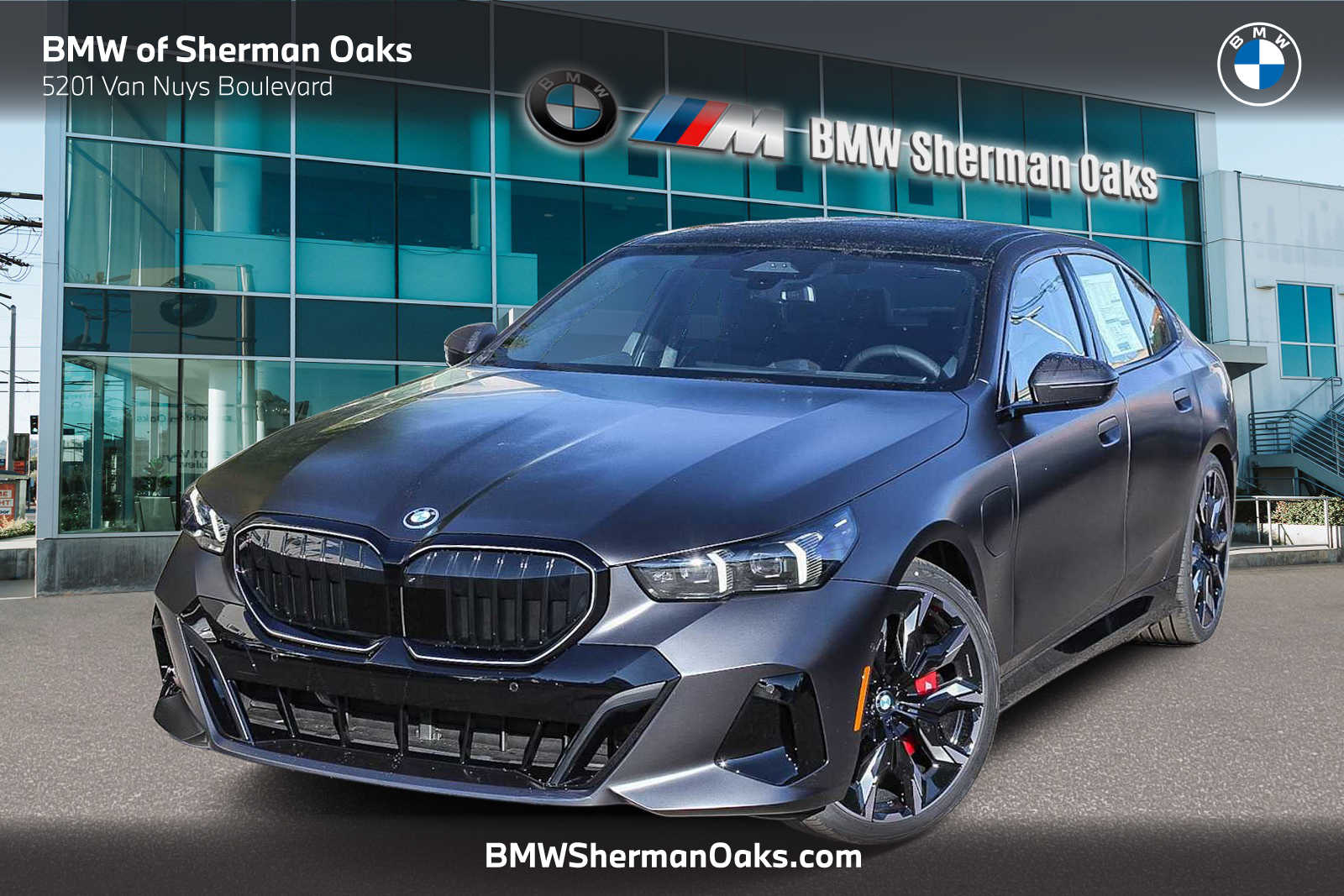 2026 BMW 5 Series 550e's photo