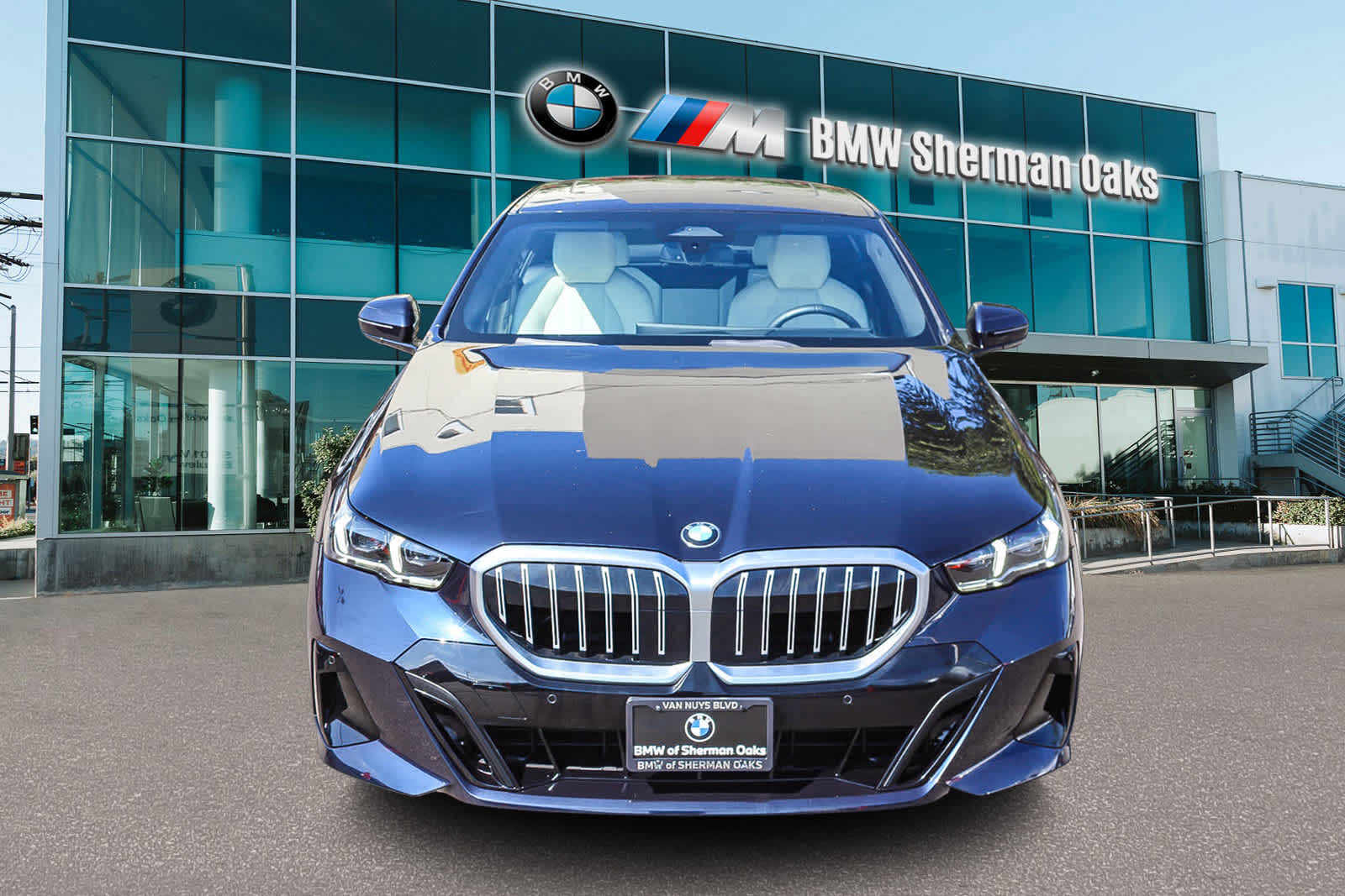 2025 Bmw 530i photo 2