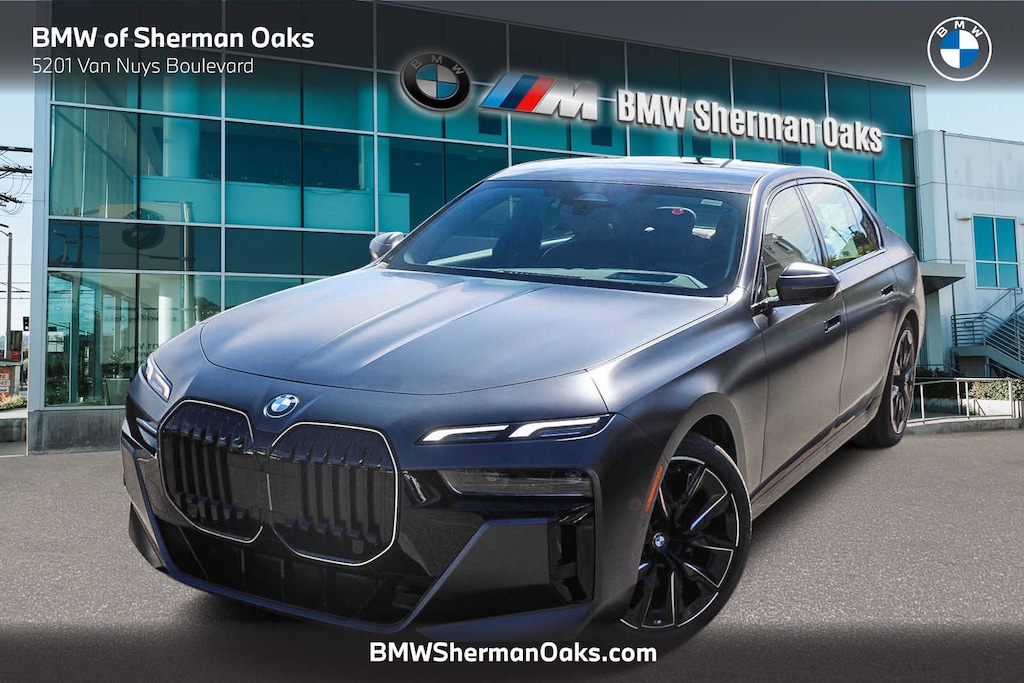New 2026 BMW 740i Sedan