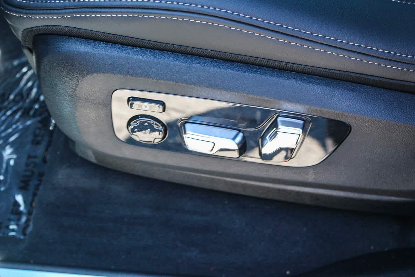 Thumbnail: 2026 BMW X7 - 21