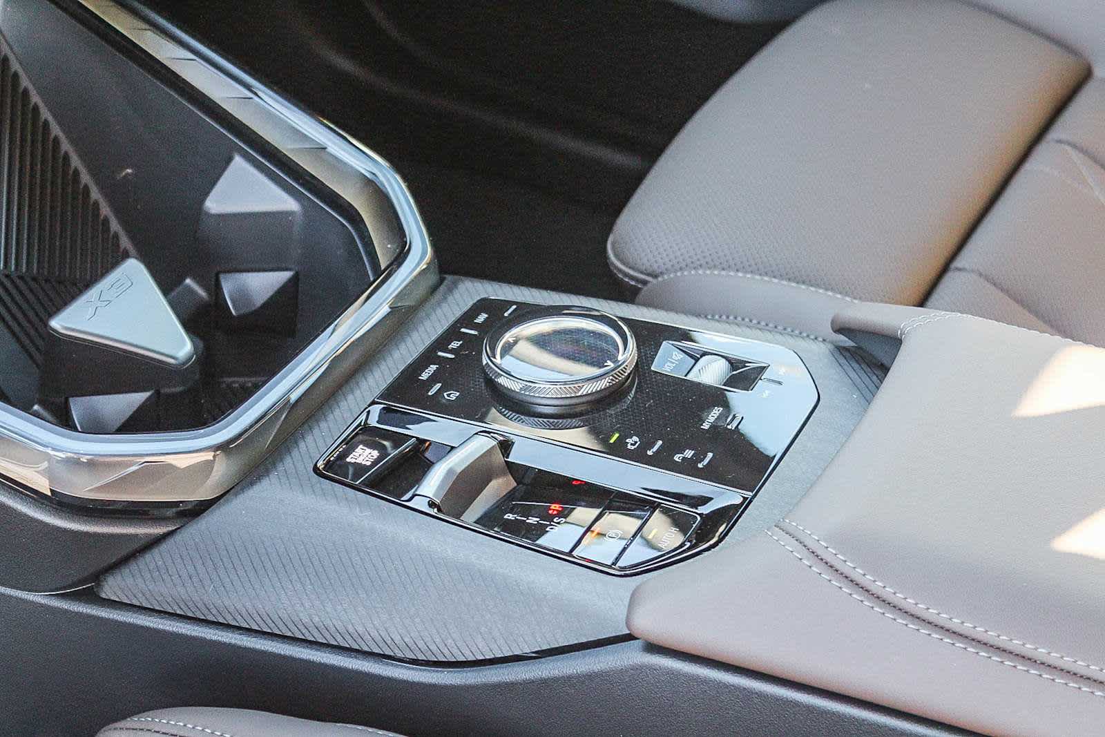 Thumbnail: 2026 BMW X3 - 19