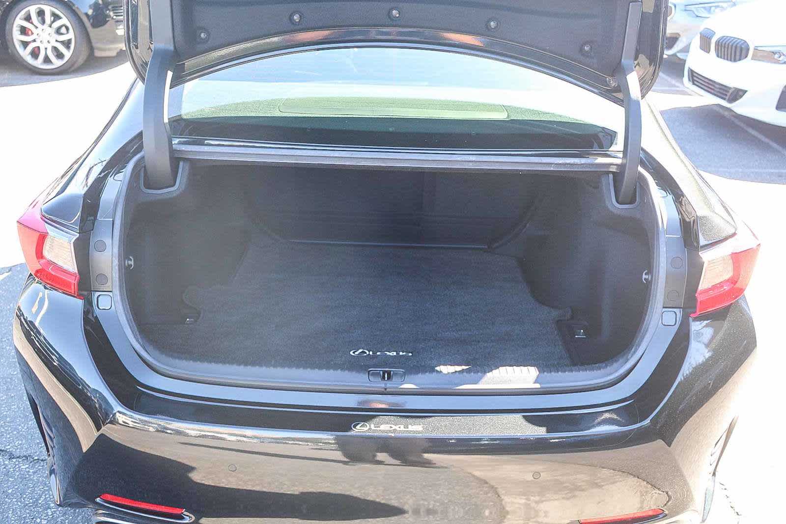 Thumbnail: 2017 Lexus RC - 25