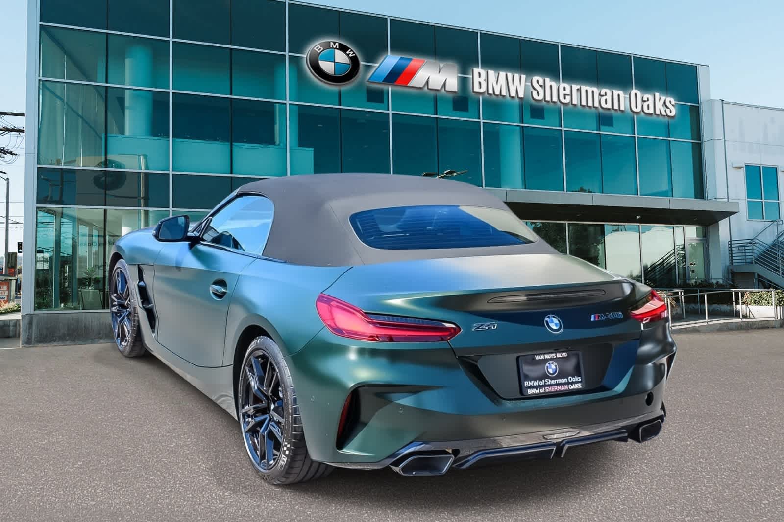 Thumbnail: 2026 BMW Z4 - 6