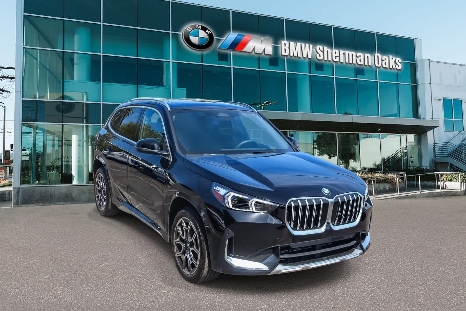 Thumbnail: 2026 BMW X1 - 3