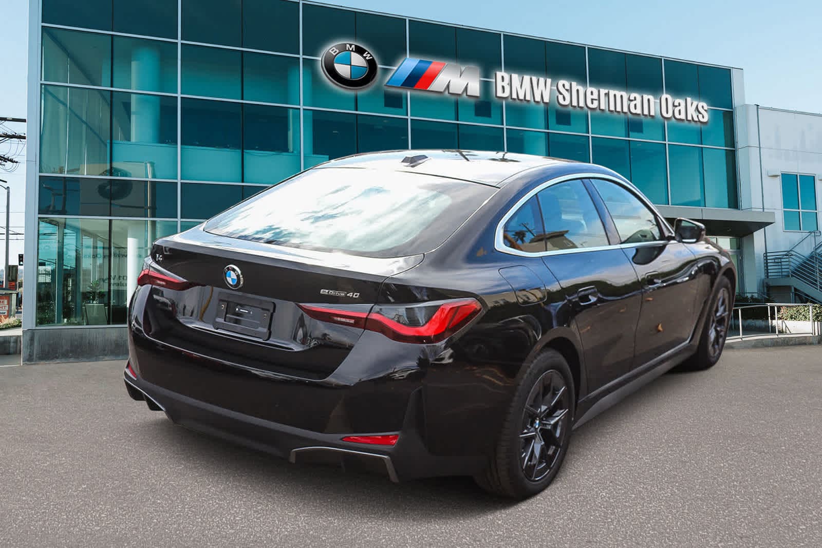 Thumbnail: 2026 BMW i4 - 4
