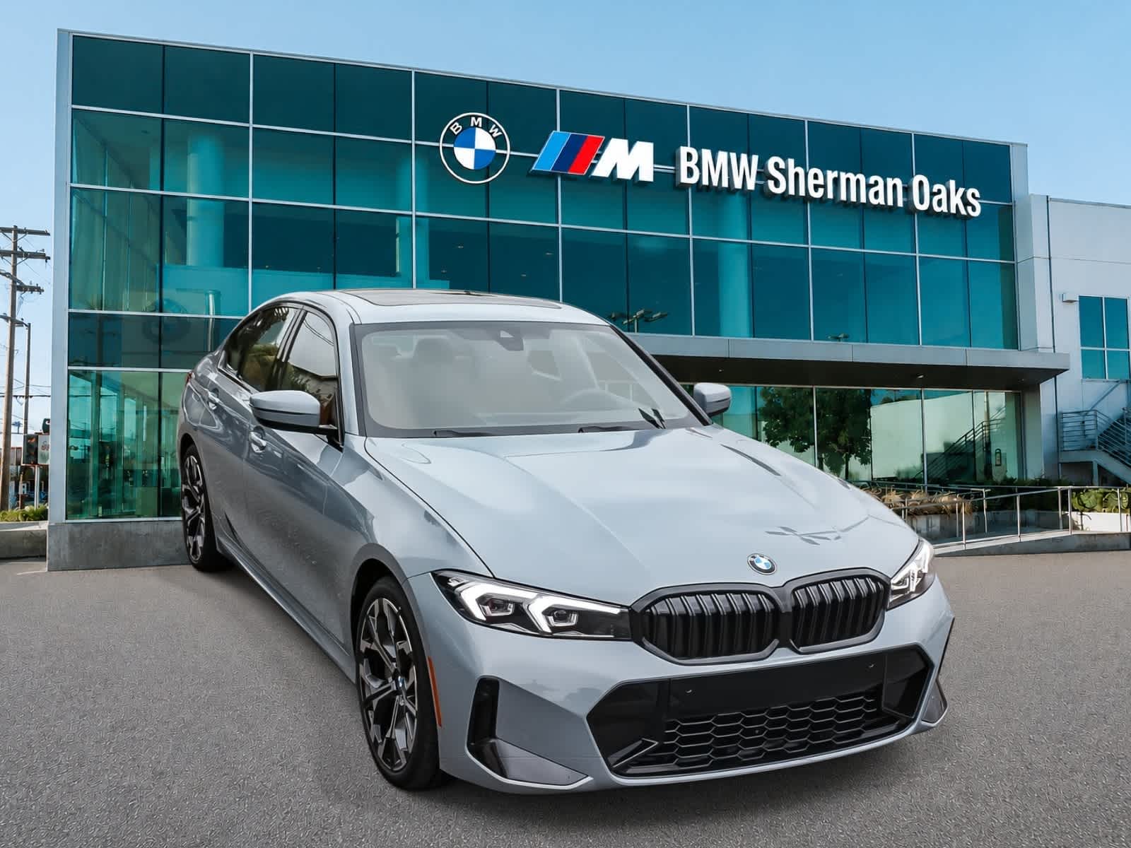 Thumbnail: 2026 BMW 3 Series - 3