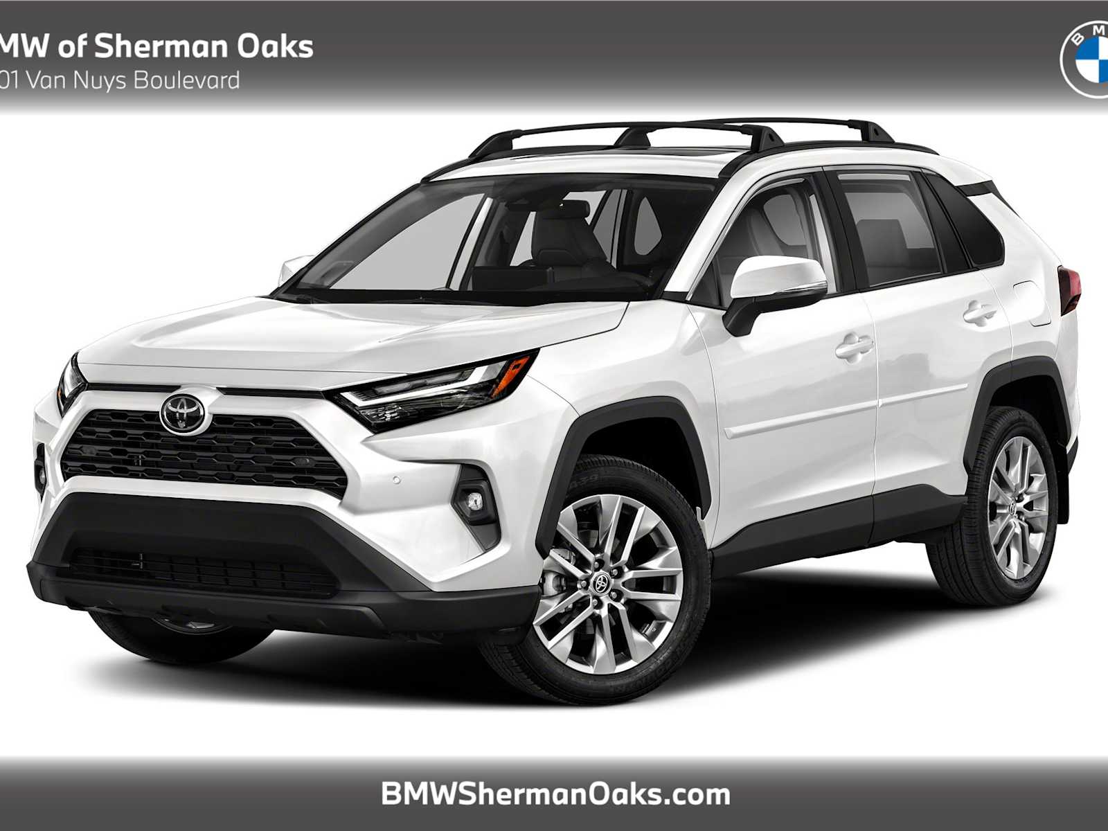 2023 Toyota RAV4 XLE FWD's photo