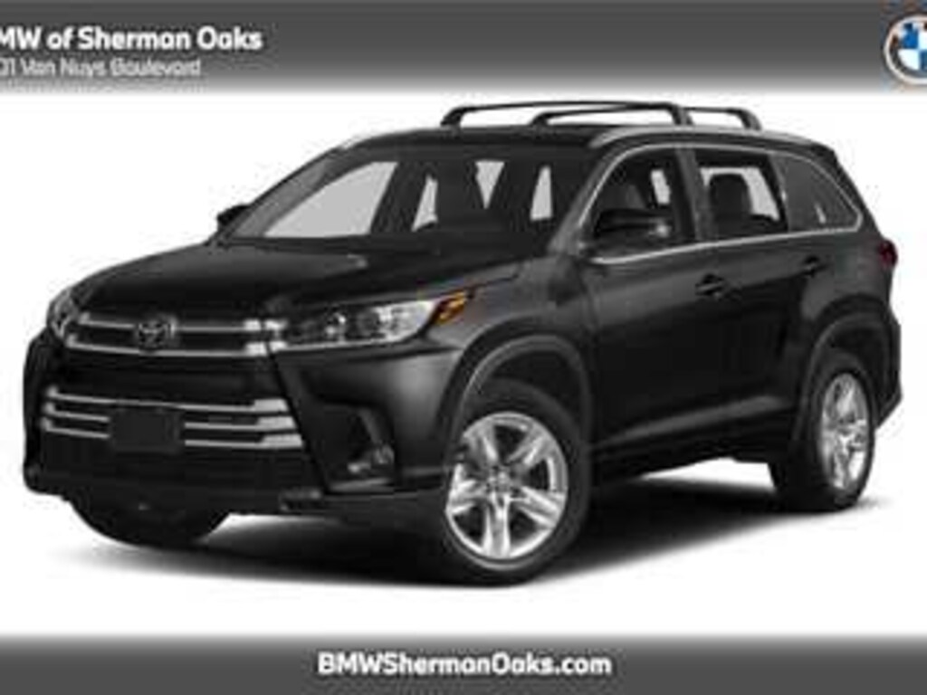 Used 2017 Toyota Highlander Limited V6 SUV