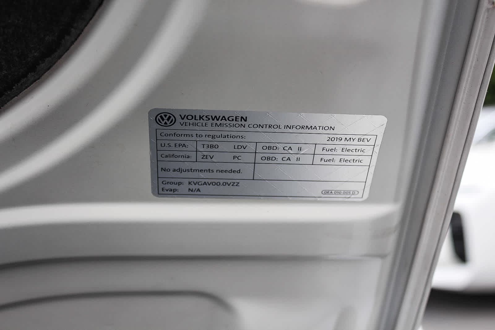 2019 Volkswagen e-Golf SE 27
