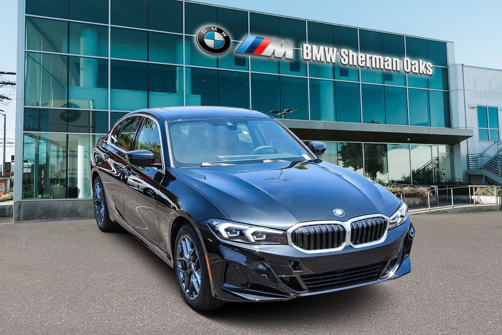 New 2025 BMW 330i xDrive Sedan