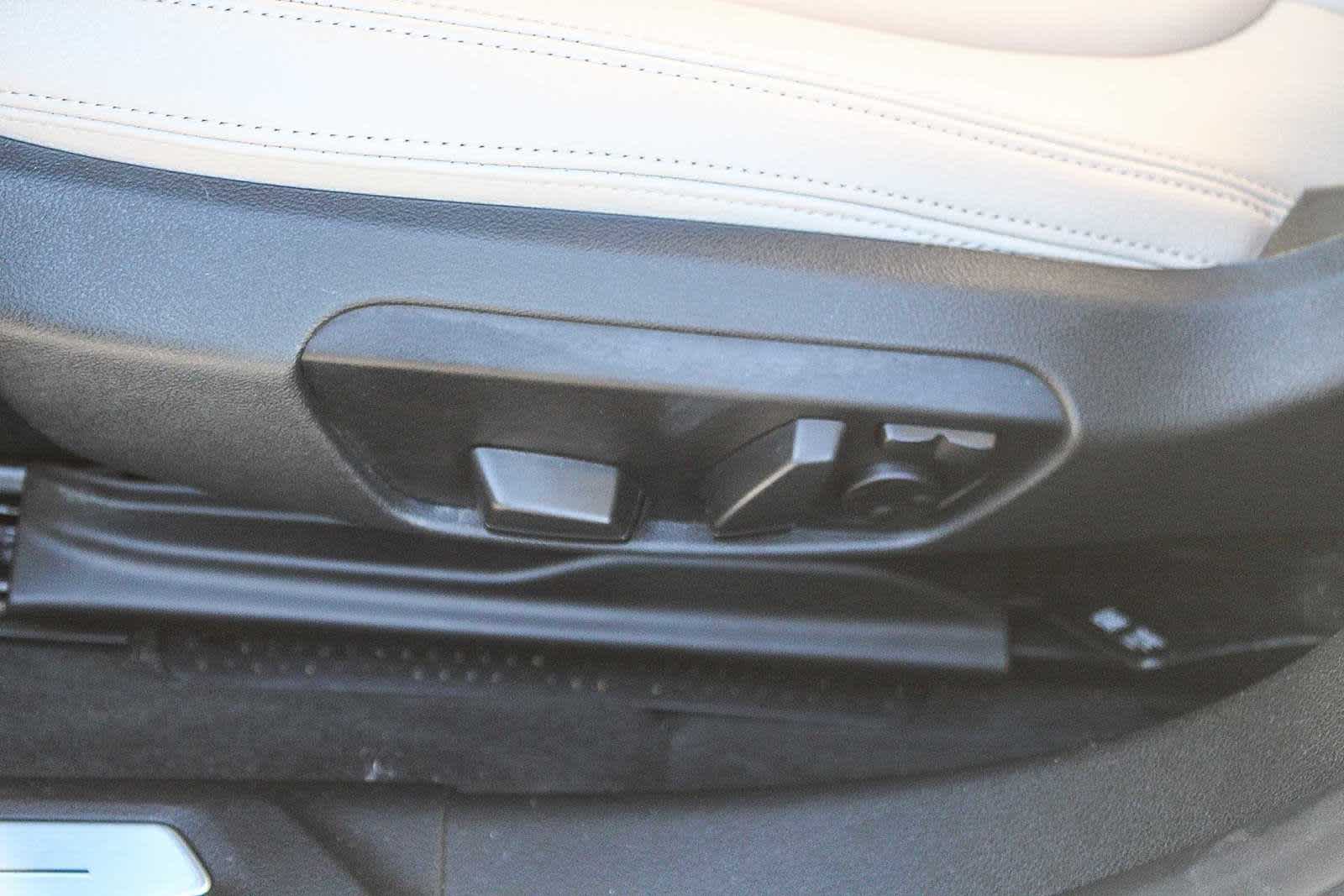 Thumbnail: 2023 BMW 2 Series - 21