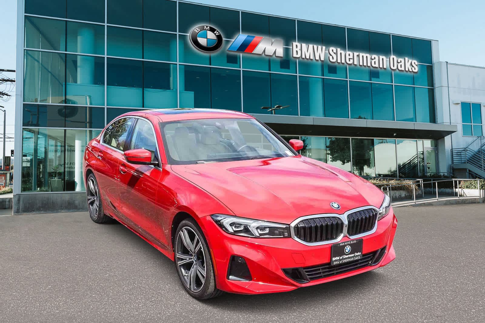 2024 BMW 330e photo 3