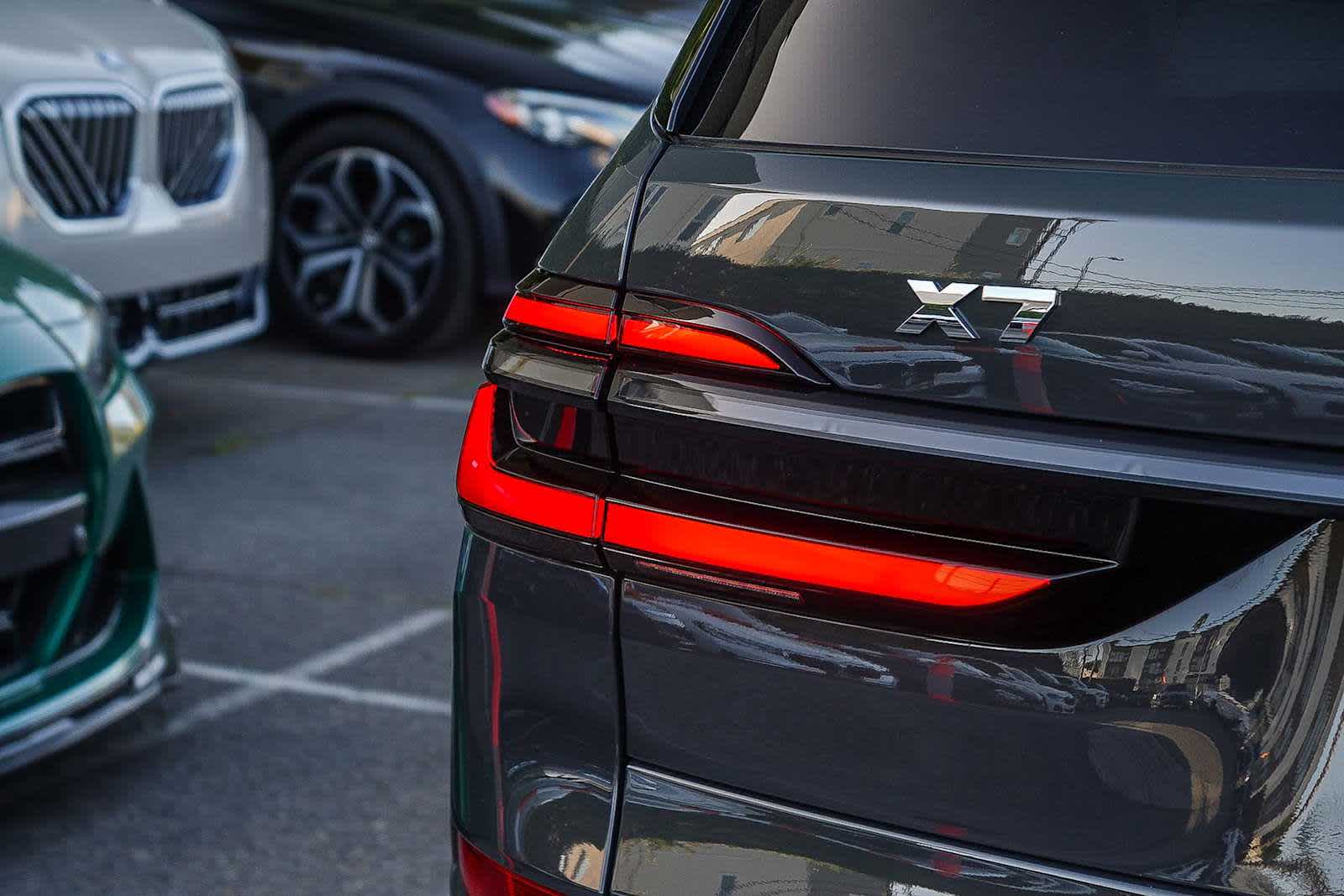 Thumbnail: 2026 BMW X7 - 7