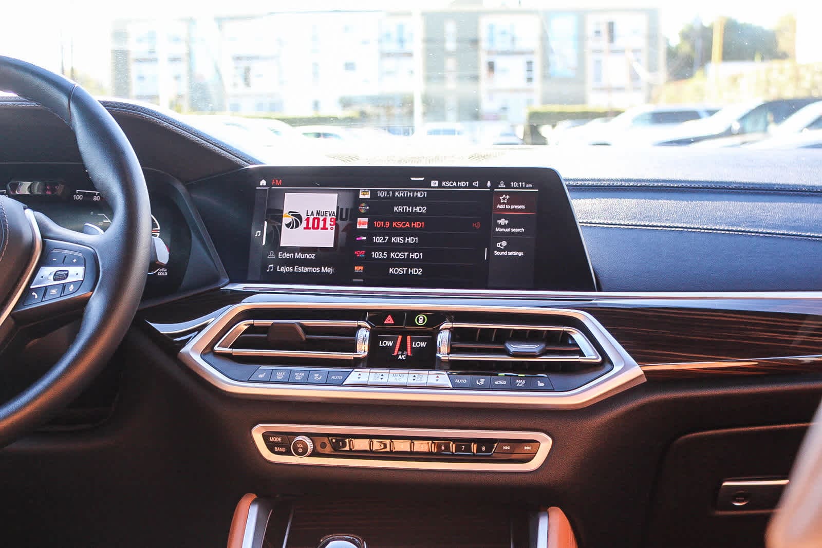 Thumbnail: 2023 BMW X6 - 13