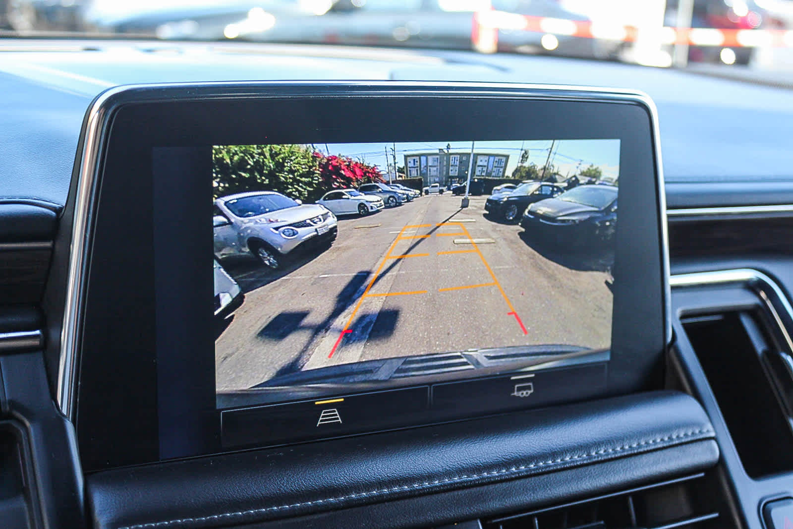 Thumbnail: 2023 Chevrolet Tahoe - 23