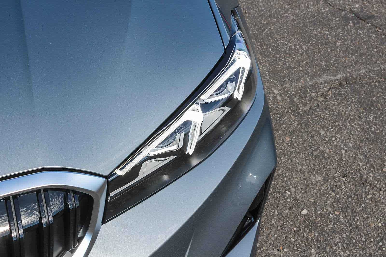Thumbnail: 2026 BMW 3 Series - 10