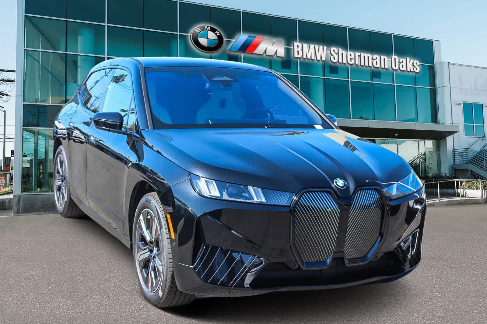 Thumbnail: 2026 BMW iX - 3