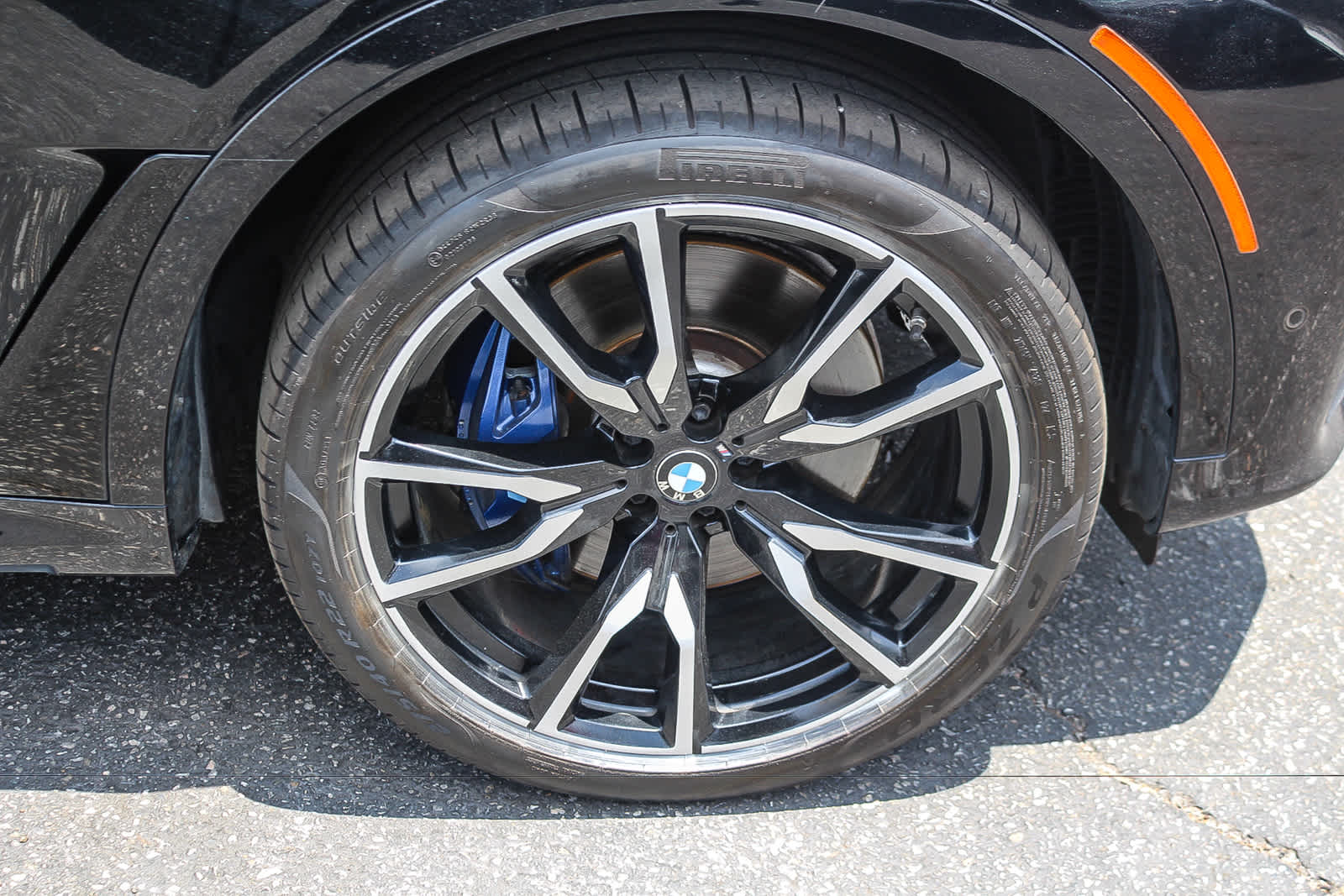Thumbnail: 2022 BMW X7 - 8