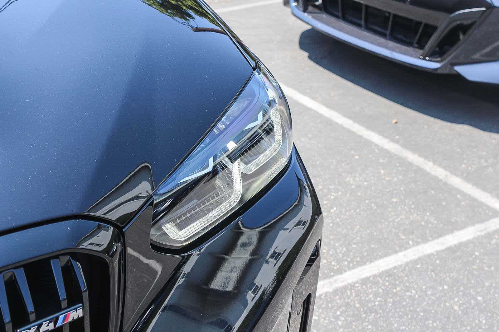 Thumbnail: 2025 BMW X4 - 10