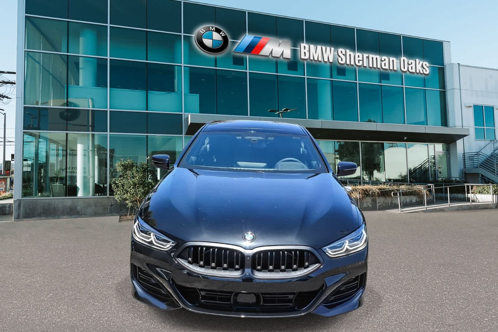 Thumbnail: 2026 BMW 8 Series - 2