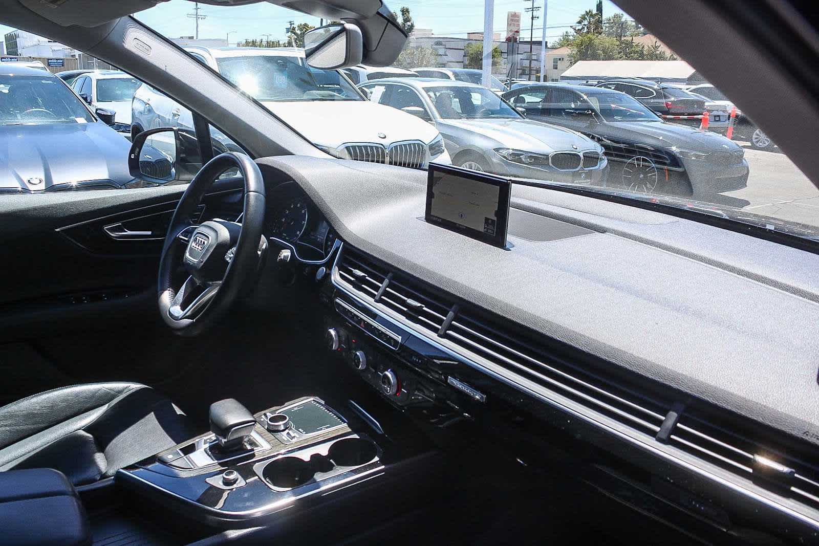Thumbnail: 2017 Audi Q7 - 16